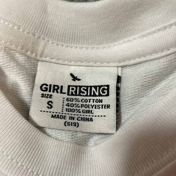 Long Sleeve Crop Top (S) - Picture 9 of 10